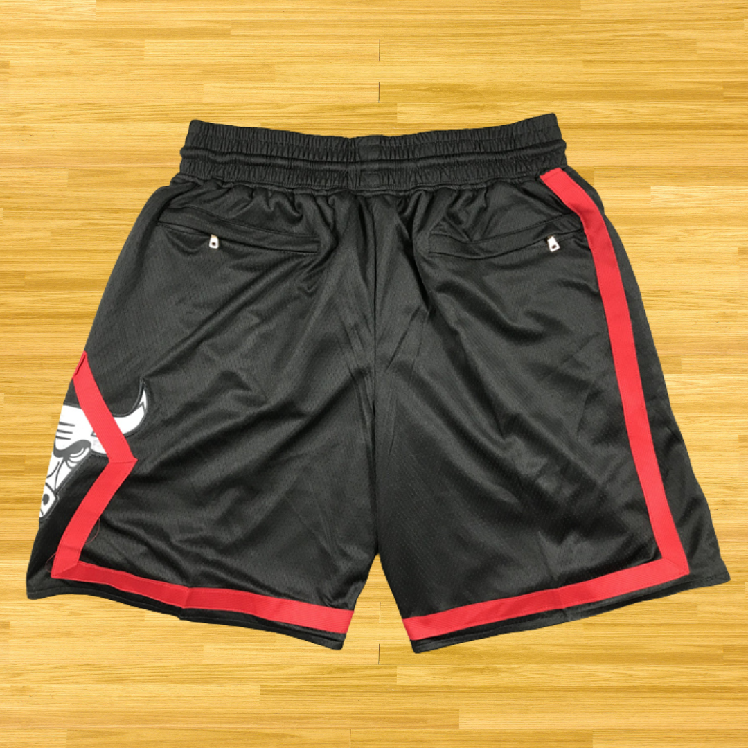 Bulls - Retro Shorts - Black/Red